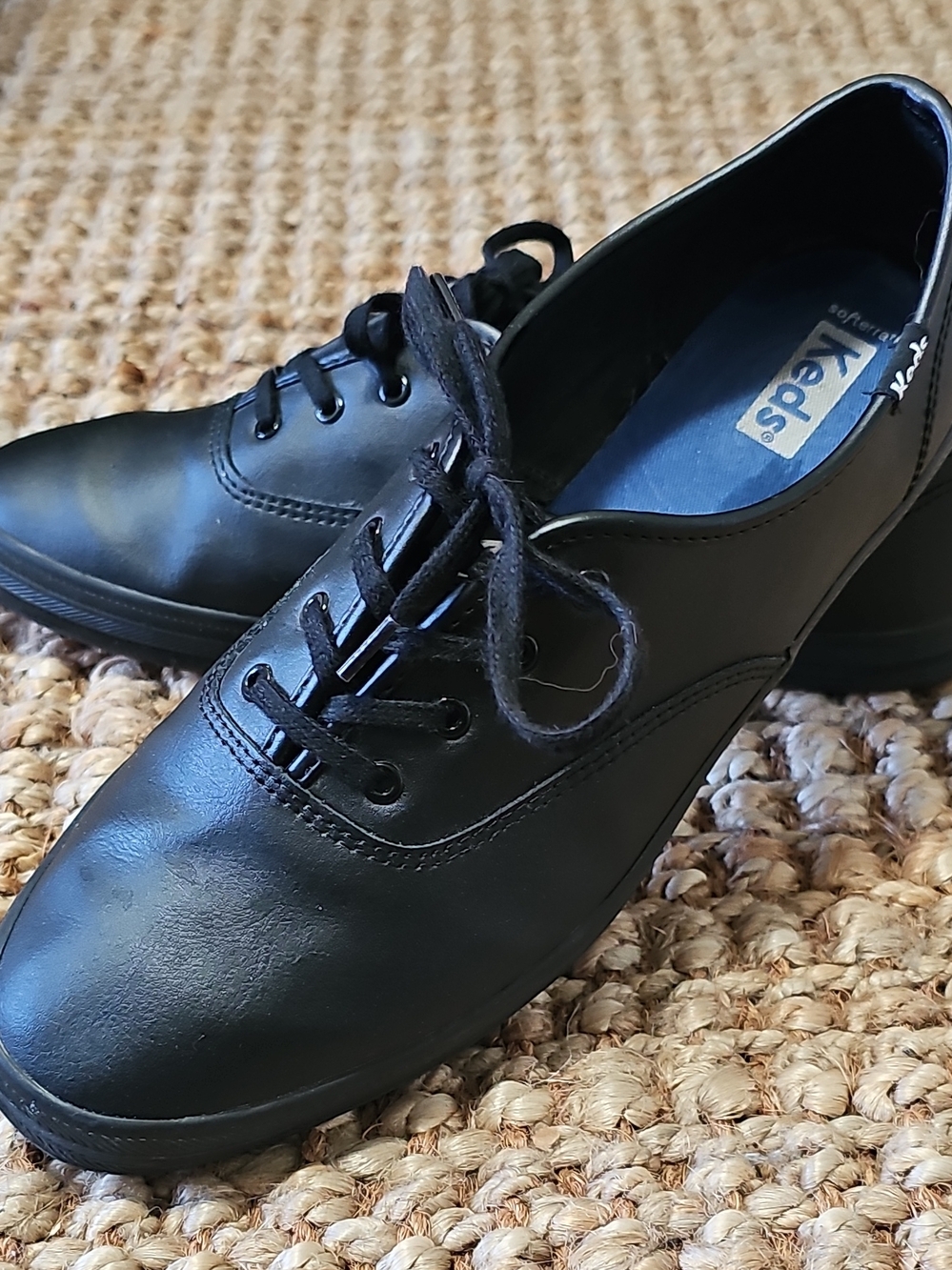 Keds Women's Black Lace-Up Casual Oxford 9.5 Wide